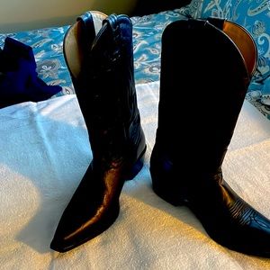Women’s Black Leather Boot